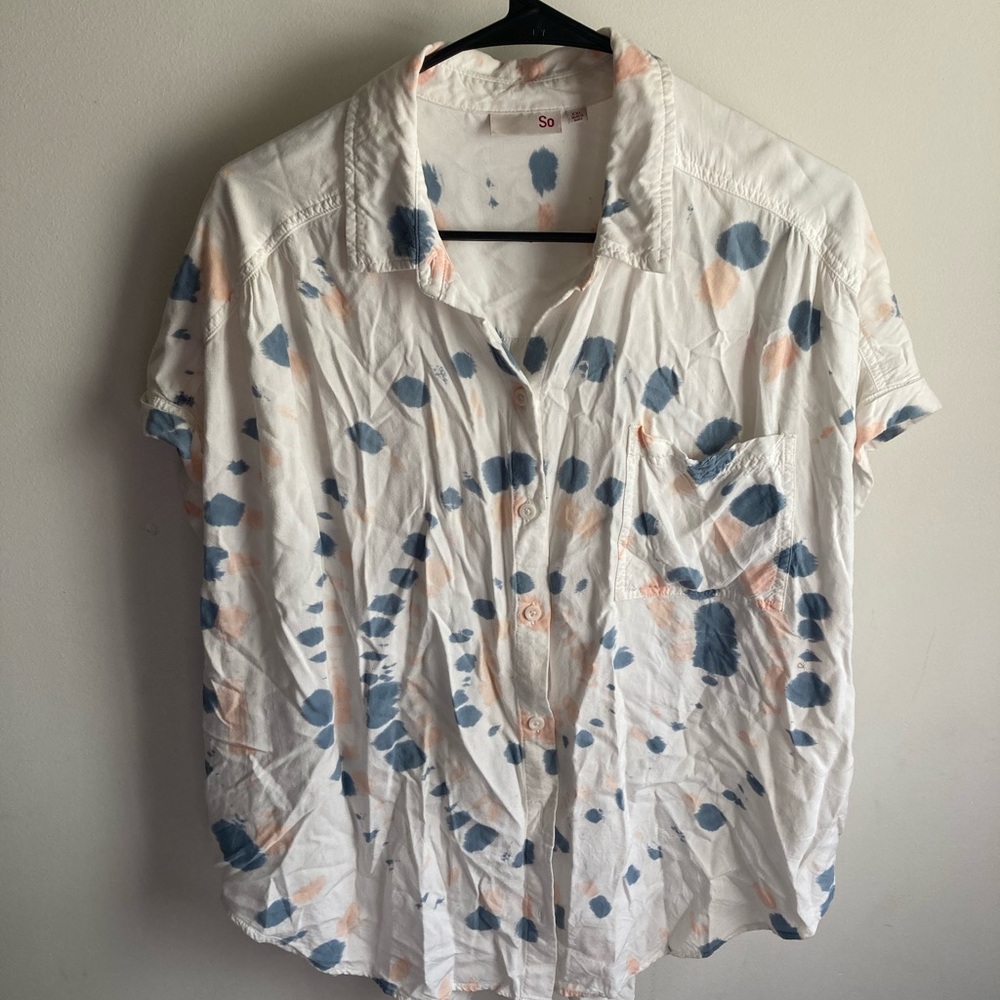 Spiral tie-dye shirt! 🌀🌟